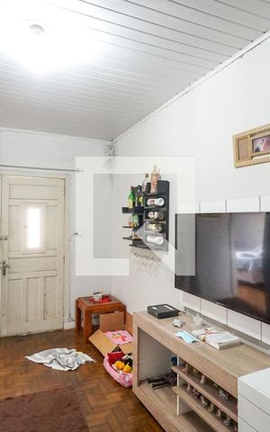Casa de condomínio à venda com 302m², 5 quartos e sem vaga Casa de condomínio à venda com 302m², 5 quartos e sem vagaSala