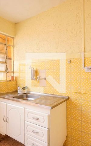 Casa de condomínio à venda com 302m², 5 quartos e sem vaga Casa de condomínio à venda com 302m², 5 quartos e sem vagaCozinha