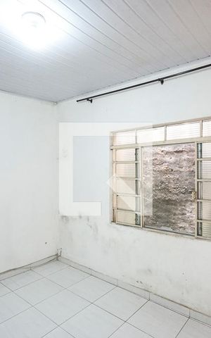 Casa de condomínio à venda com 302m², 5 quartos e sem vaga Casa de condomínio à venda com 302m², 5 quartos e sem vagaQuarto 02