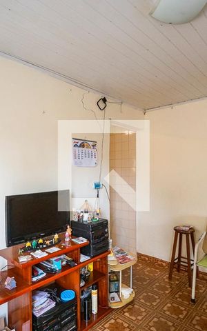 Casa de condomínio à venda com 302m², 5 quartos e sem vaga Casa de condomínio à venda com 302m², 5 quartos e sem vagaSala casa 3