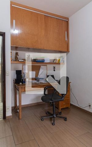 Casa à venda com 320m², 4 quartos e 3 vagas Casa à venda com 320m², 4 quartos e 3 vagasSala/Quarto 3