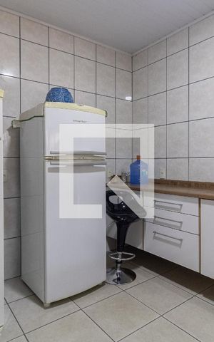Casa à venda com 320m², 4 quartos e 3 vagas Casa à venda com 320m², 4 quartos e 3 vagasCozinha da Edicúla
