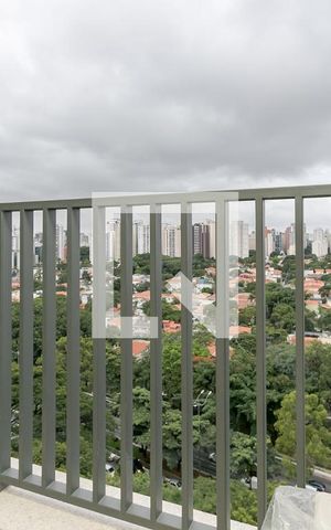 Studio para alugar com 25m², 1 quarto e sem vaga Studio para alugar com 25m², 1 quarto e sem vagaVaranda