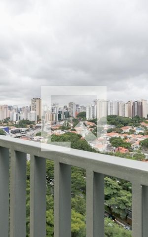 Studio para alugar com 25m², 1 quarto e sem vaga Studio para alugar com 25m², 1 quarto e sem vagaVaranda