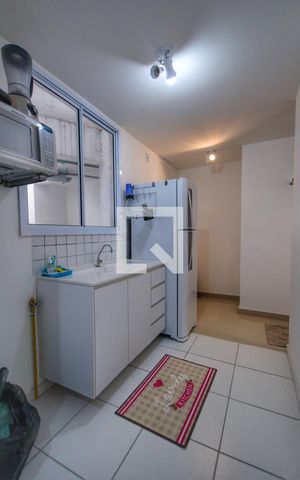 Apartamento à venda com 45m², 2 quartos e 1 vaga Apartamento à venda com 45m², 2 quartos e 1 vagaCozinha - Área de Serviço