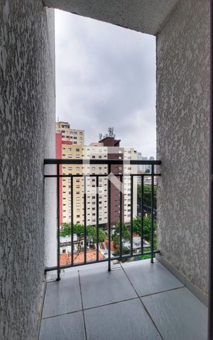 Apartamento à venda com 45m², 2 quartos e 1 vaga Apartamento à venda com 45m², 2 quartos e 1 vagaVaranda