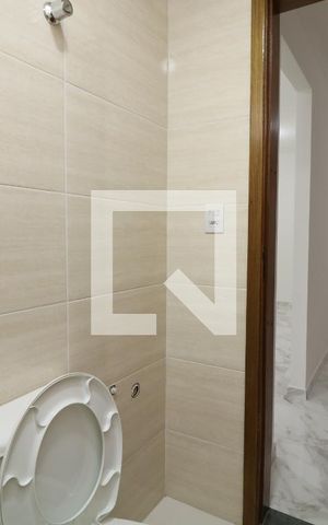 Apartamento para alugar com 58m², 2 quartos e sem vagaBanheiro