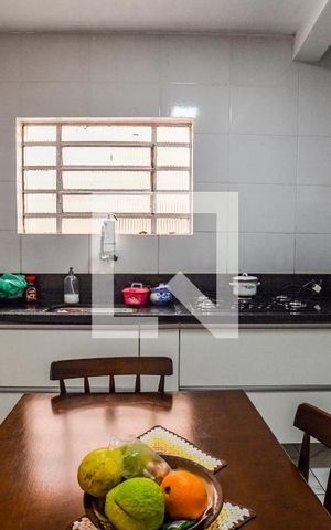 Casa para alugar com 130m², 2 quartos e 2 vagasCozinha