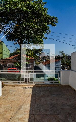 Casa para alugar com 130m², 2 quartos e 2 vagasVaranda