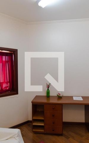 Casa à venda com 464m², 6 quartos e 2 vagasEscritório