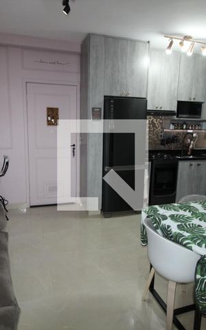 Apartamento à venda com 45m², 2 quartos e sem vagaSala/Cozinha