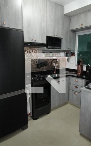 Apartamento à venda com 45m², 2 quartos e sem vagaSala/Cozinha