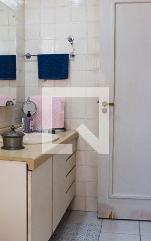 Apartamento à venda com 90m², 2 quartos e 1 vagaBanheiro Social