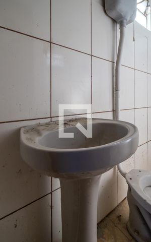 Casa à venda com 60m², 1 quarto e sem vagaBanheiro