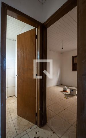 Casa à venda com 60m², 1 quarto e sem vagaCorredor