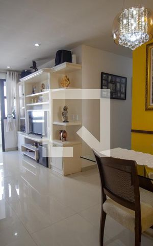 Apartamento à venda com 92m², 2 quartos e 2 vagas Apartamento à venda com 92m², 2 quartos e 2 vagasSala