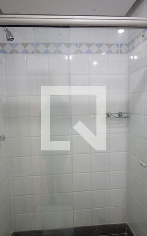 Apartamento à venda com 92m², 2 quartos e 2 vagas Apartamento à venda com 92m², 2 quartos e 2 vagasBanheiro Social