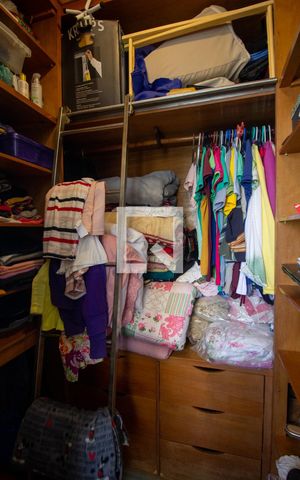 Apartamento à venda com 92m², 2 quartos e 2 vagas Apartamento à venda com 92m², 2 quartos e 2 vagasCloset da Suíte