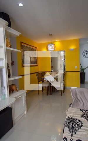 Apartamento à venda com 92m², 2 quartos e 2 vagas Apartamento à venda com 92m², 2 quartos e 2 vagasSala