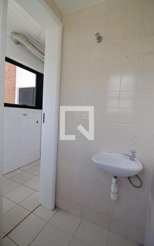 Apartamento para alugar com 124m², 3 quartos e 3 vagasBanheiro de serviço