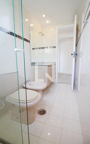 Apartamento para alugar com 124m², 3 quartos e 3 vagasBanheiro Social