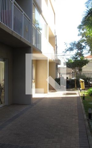 Apartamento à venda com 28m², 1 quarto e sem vagaÁrea comum - Salão de festas