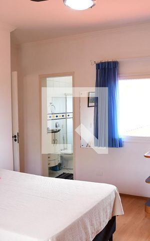 Casa de condomínio para alugar com 315m², 3 quartos e 6 vagasSuite 1 