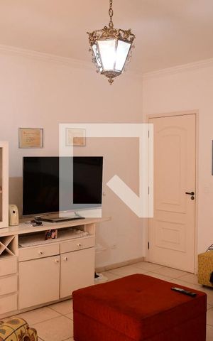 Casa de condomínio para alugar com 315m², 3 quartos e 6 vagasSala