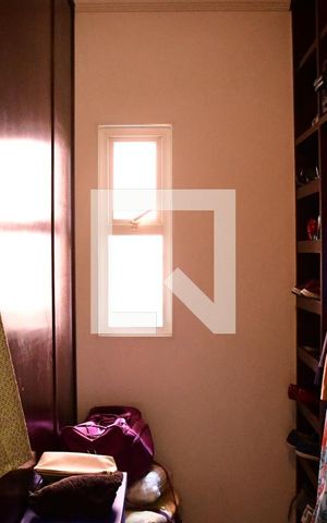 Casa de condomínio para alugar com 315m², 3 quartos e 6 vagasCloset da suíte 3