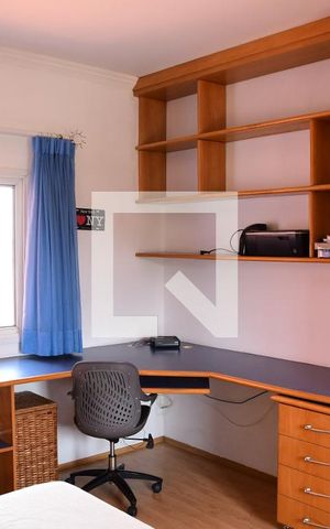 Casa de condomínio para alugar com 315m², 3 quartos e 6 vagasSuite 1 
