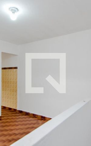 Casa à venda com 45m², 2 quartos e sem vagaSala