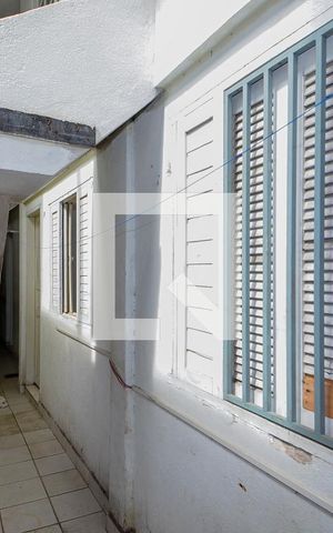 Casa à venda com 45m², 2 quartos e sem vagaÁrea de serviço