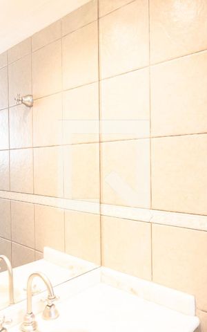 Apartamento à venda com 94m², 3 quartos e 2 vagas Apartamento à venda com 94m², 3 quartos e 2 vagasBanheiro da Suíte