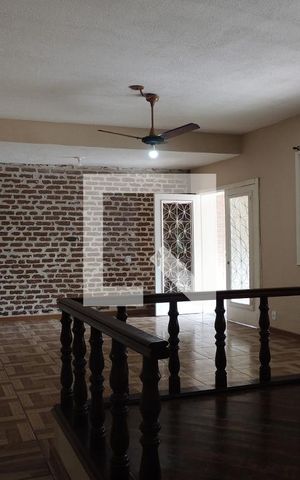 Casa para alugar com 254m², 3 quartos e 2 vagasSala 
