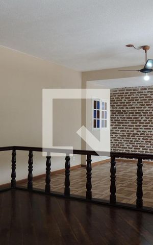 Casa para alugar com 254m², 3 quartos e 2 vagasSala 