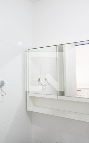 Studio à venda com 27m², 1 quarto e sem vagaBanheiro