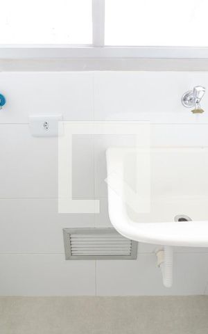 Apartamento para alugar com 70m², 3 quartos e 1 vaga Apartamento para alugar com 70m², 3 quartos e 1 vagaLavanderia