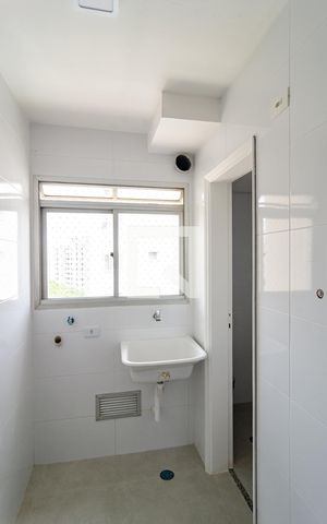 Apartamento para alugar com 70m², 3 quartos e 1 vaga Apartamento para alugar com 70m², 3 quartos e 1 vagaLavanderia