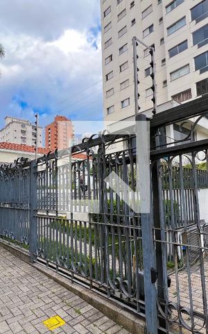 Apartamento à venda com 210m², 4 quartos e 4 vagasFachada
