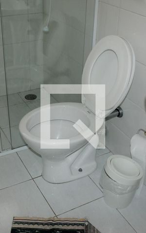 Casa para alugar com 414m², 5 quartos e 7 vagasBanheiro