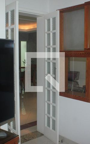 Casa para alugar com 414m², 5 quartos e 7 vagasSala de TV