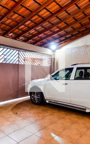 Casa à venda com 120m², 2 quartos e 2 vagasGaragem