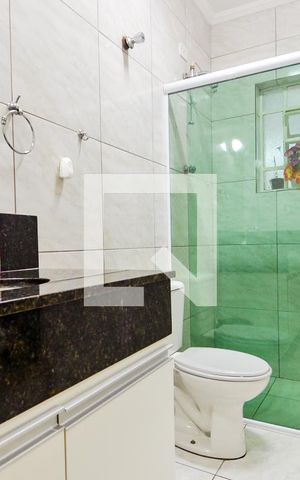 Casa à venda com 120m², 2 quartos e 2 vagasBanheiro Social