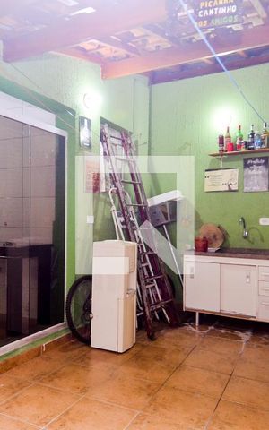 Casa à venda com 120m², 2 quartos e 2 vagasChurrasqueira