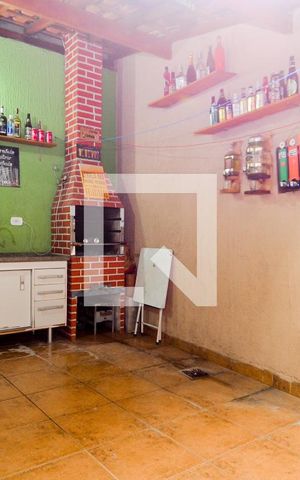 Casa à venda com 120m², 2 quartos e 2 vagasChurrasqueira