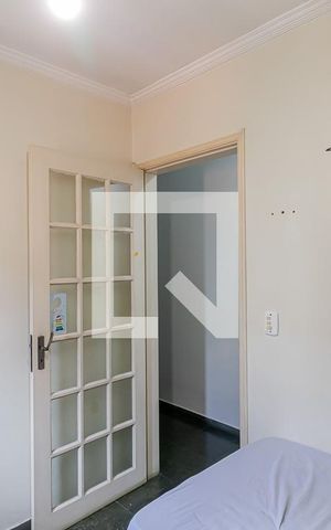 Casa à venda com 160m², 5 quartos e 2 vagas Casa à venda com 160m², 5 quartos e 2 vagasQuarto 4