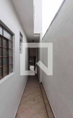 Casa à venda com 387m², 3 quartos e 1 vaga Casa à venda com 387m², 3 quartos e 1 vagaCorredor