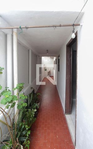 Casa à venda com 387m², 3 quartos e 1 vaga Casa à venda com 387m², 3 quartos e 1 vagaCorredor