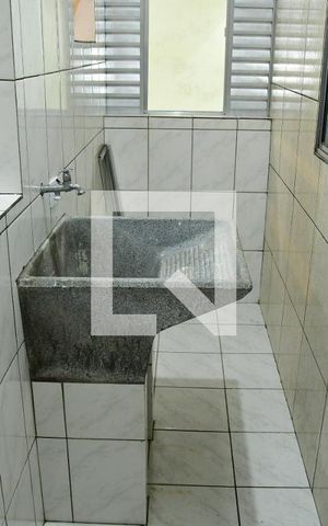 Casa para alugar com 50m², 1 quarto e sem vagaÁrea de Serviço