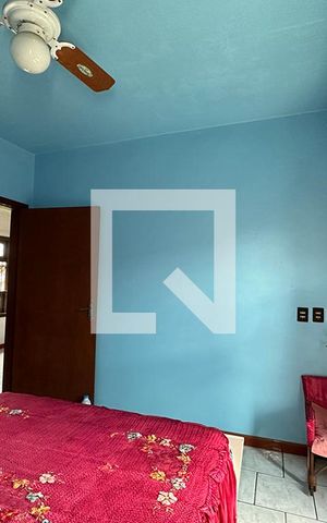 Casa à venda com 250m², 3 quartos e 3 vagasquarto  2